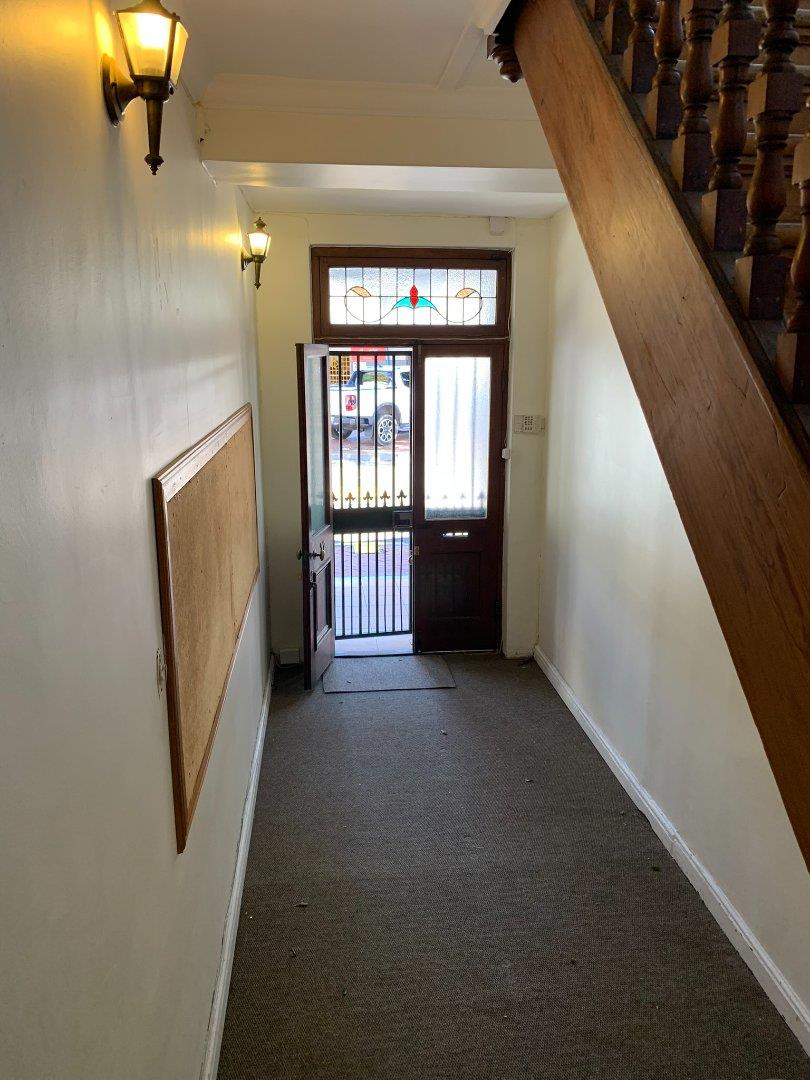 To Let Commercial Property for Rent in Rondebosch Western Cape